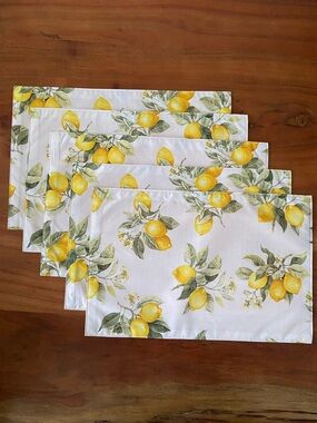 Lemon placemats set of 5 white yellow spring summer dining fruit pattern 11 x 17